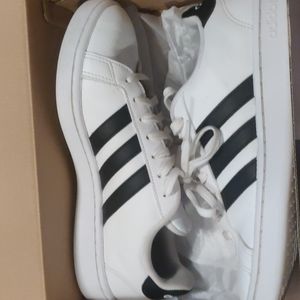 Adidas Grand Court